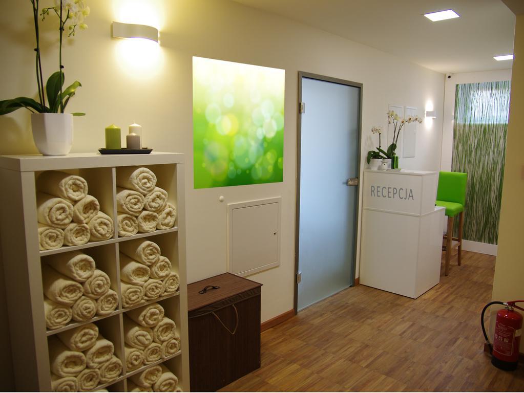 Hotel Uniejow Bagian luar foto